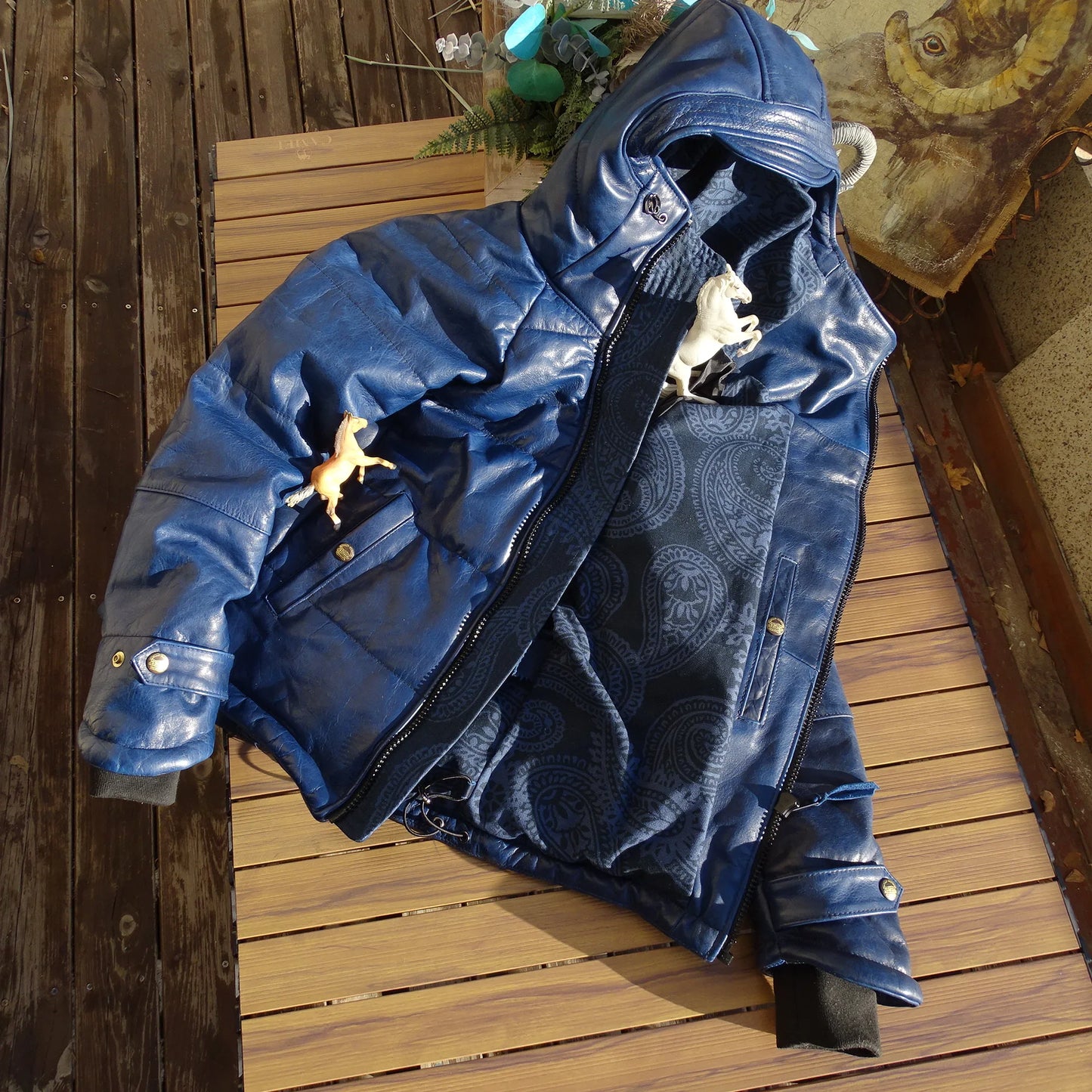 Batik horsehide cotton men women hat diagonal zipper horseshoe sleeve leather coat