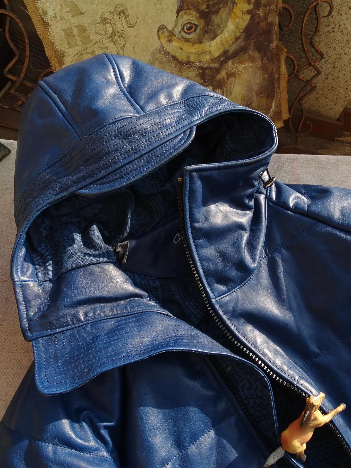 Batik horsehide cotton men women hat diagonal zipper horseshoe sleeve leather coat